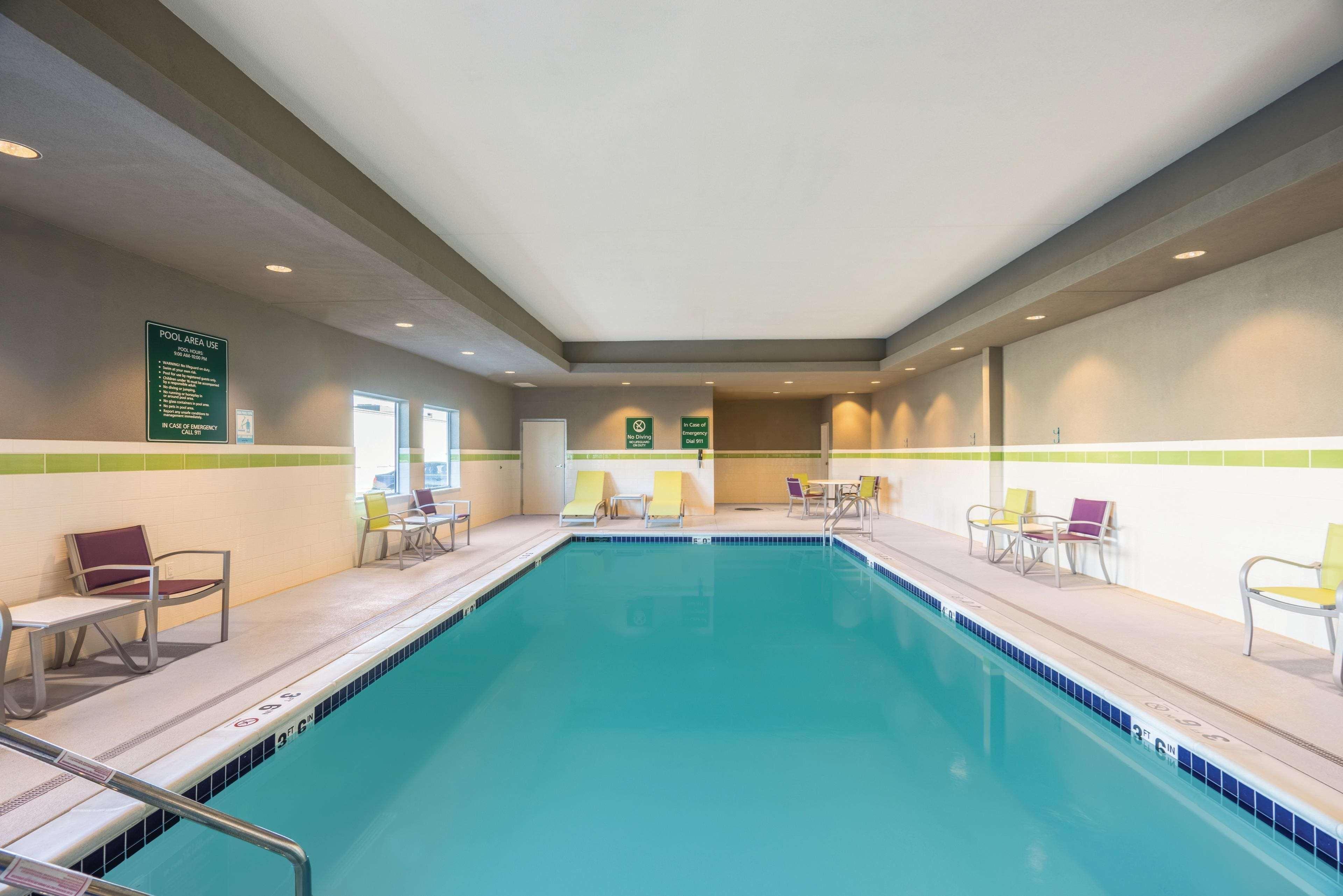 La Quinta By Wyndham Memphis Downtown Hotel Exterior photo